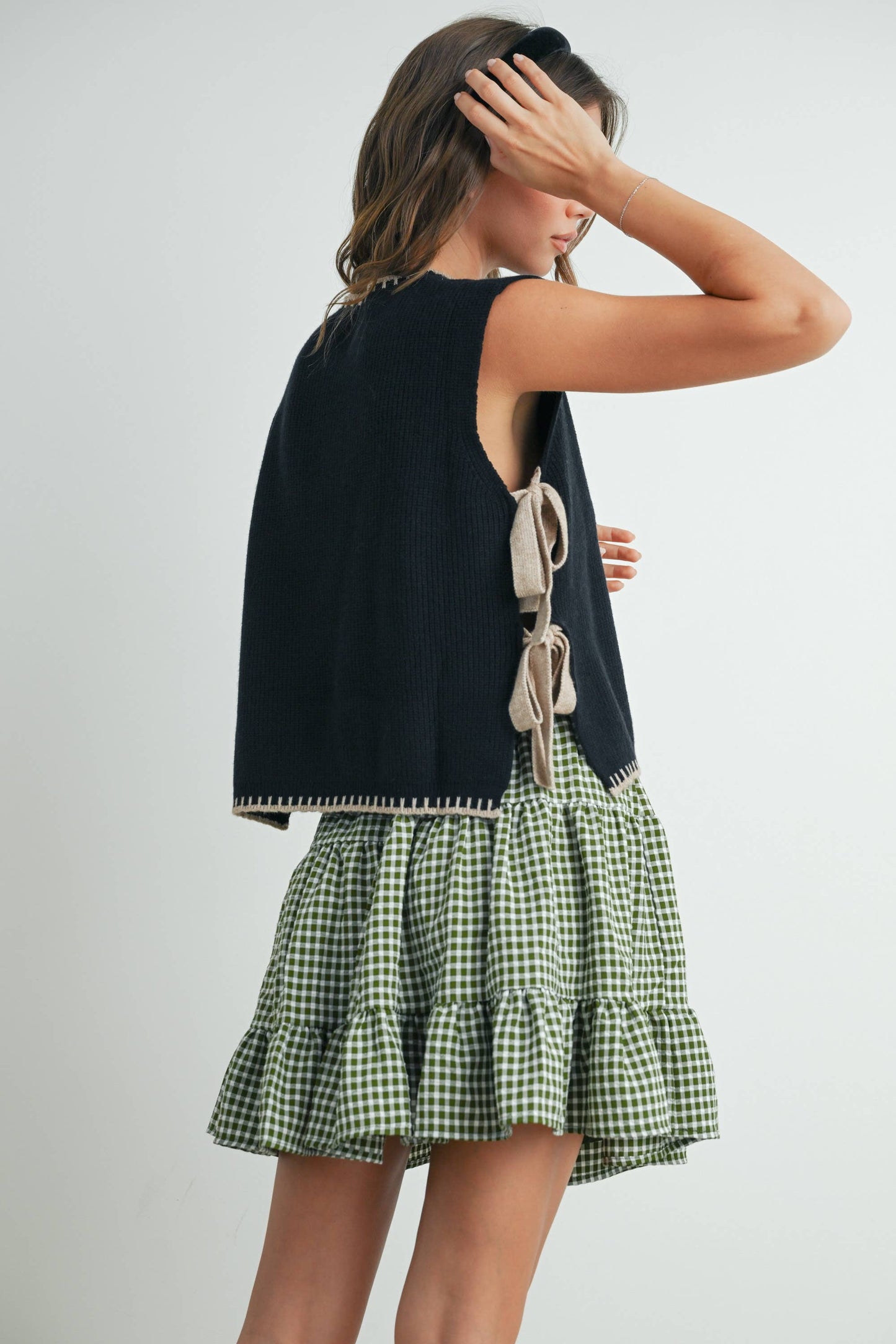 Mock Neck Sleeveless Sweater