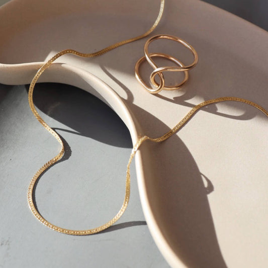 Classic Herringbone Chain | Easy to Style