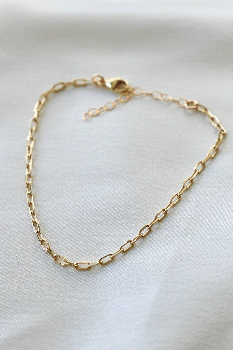 Miniature paperclip chain bracelet