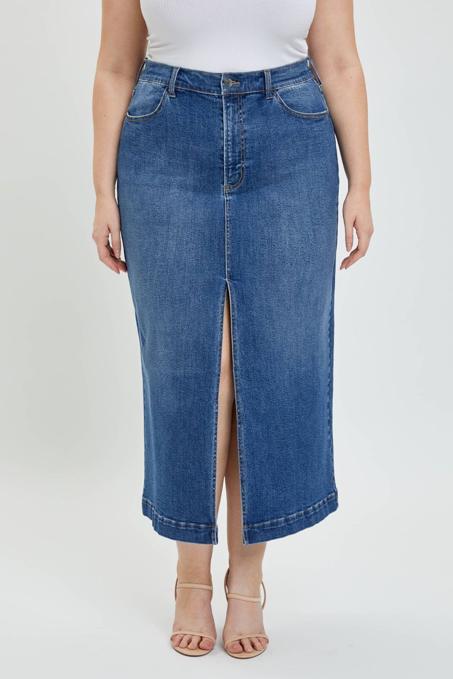 Plus Mid Waisted Denim Slit Skirt