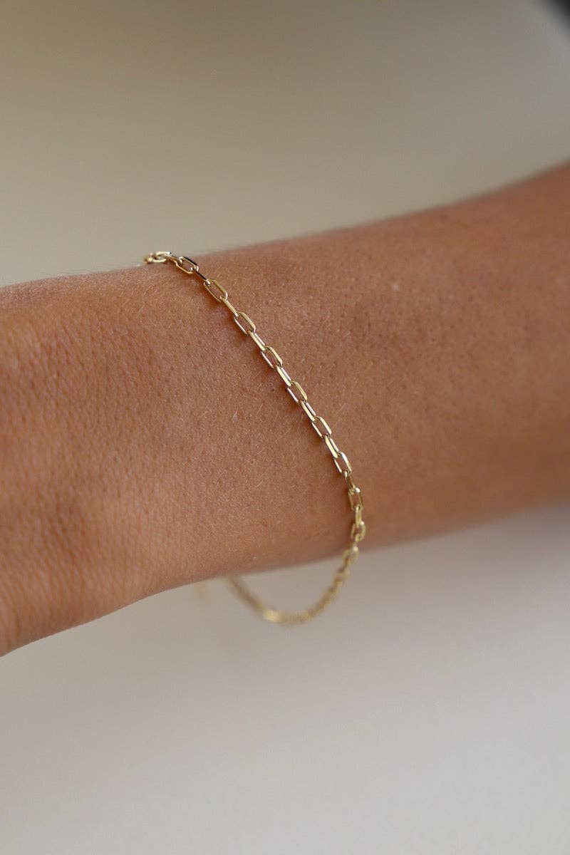 Miniature paperclip chain bracelet