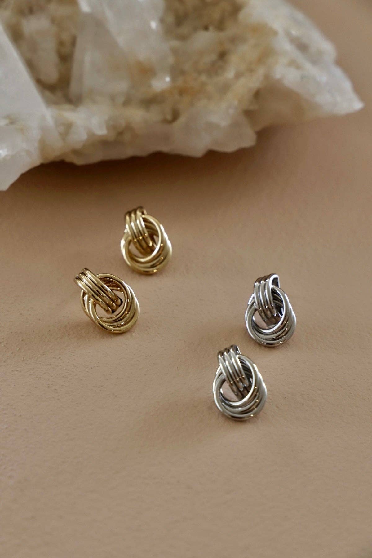 Knot studs