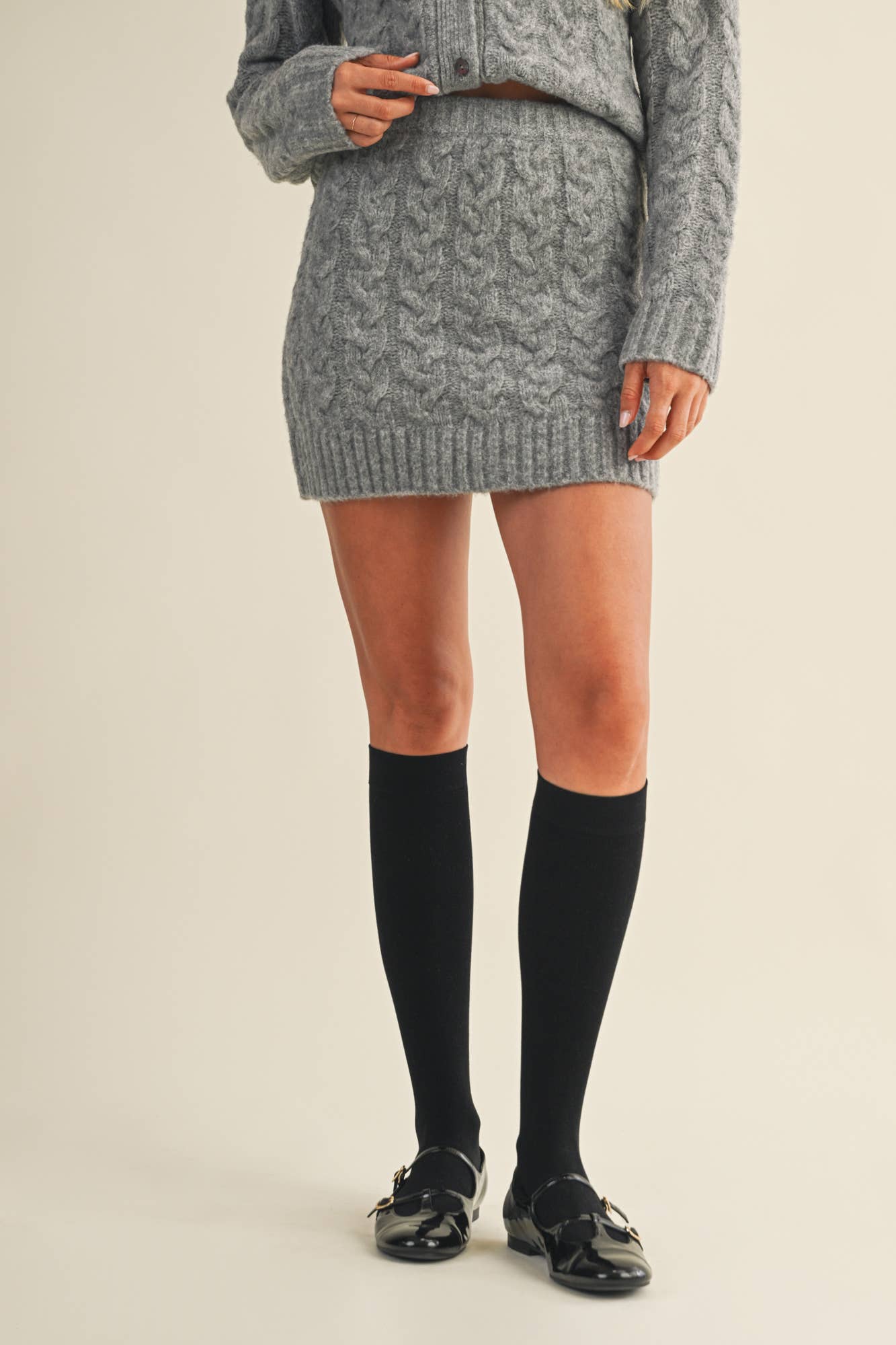 CABLE SWEATER SKIRT