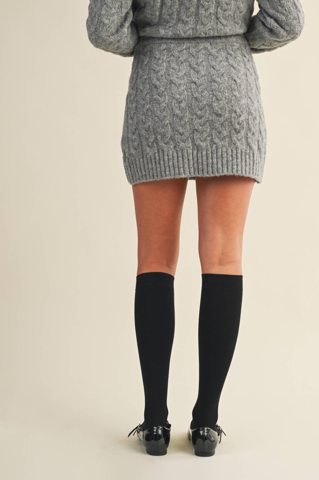CABLE SWEATER SKIRT