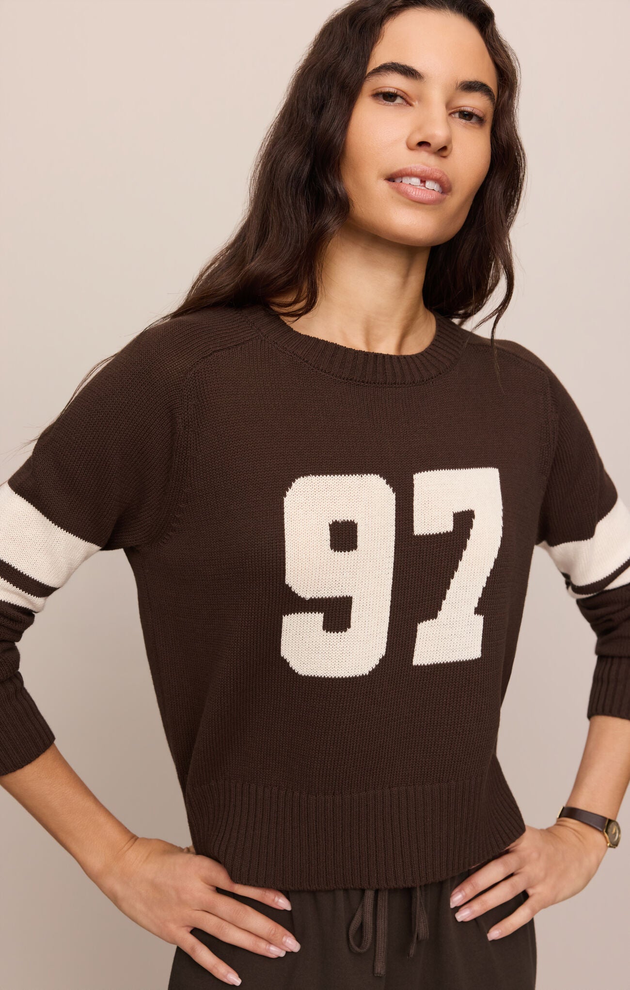 Nineties stand in sweater - Z supply