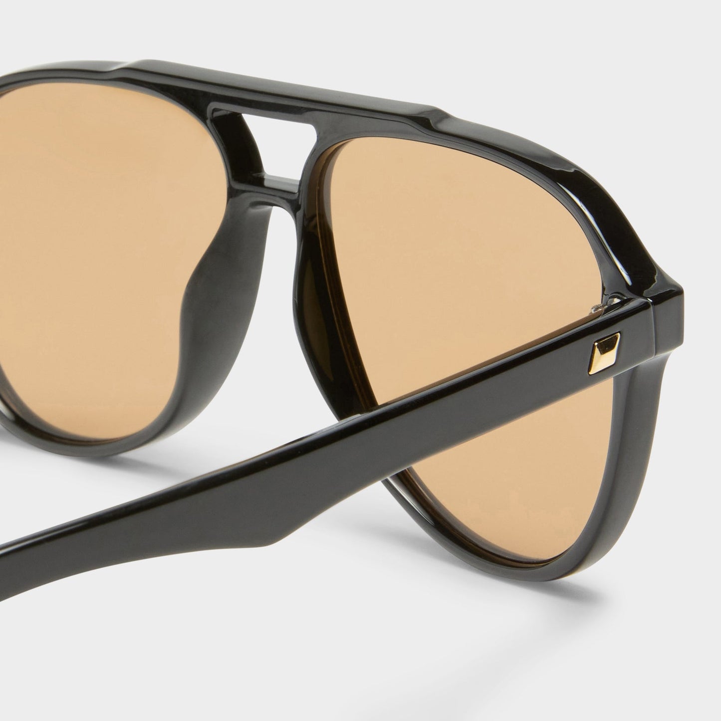 Tragic Magic - Le Specs