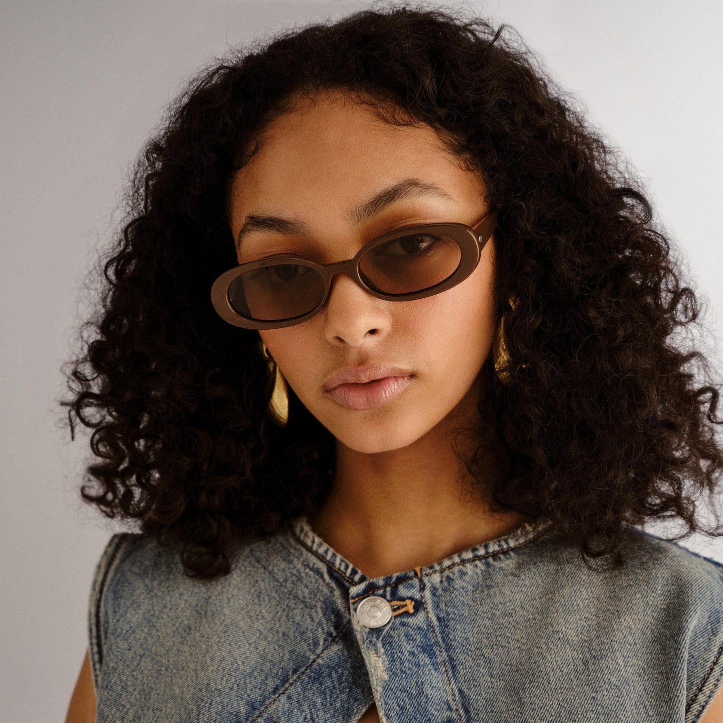 Outta love - Le Specs