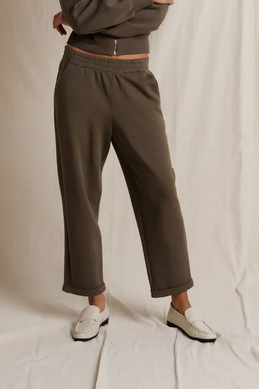 Sutton | Jogger Pant | Perfect White Tee
